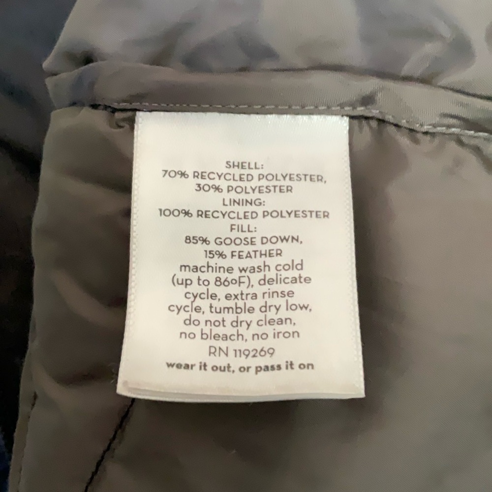 Nau women’s jacket. - Picture 8 of 8